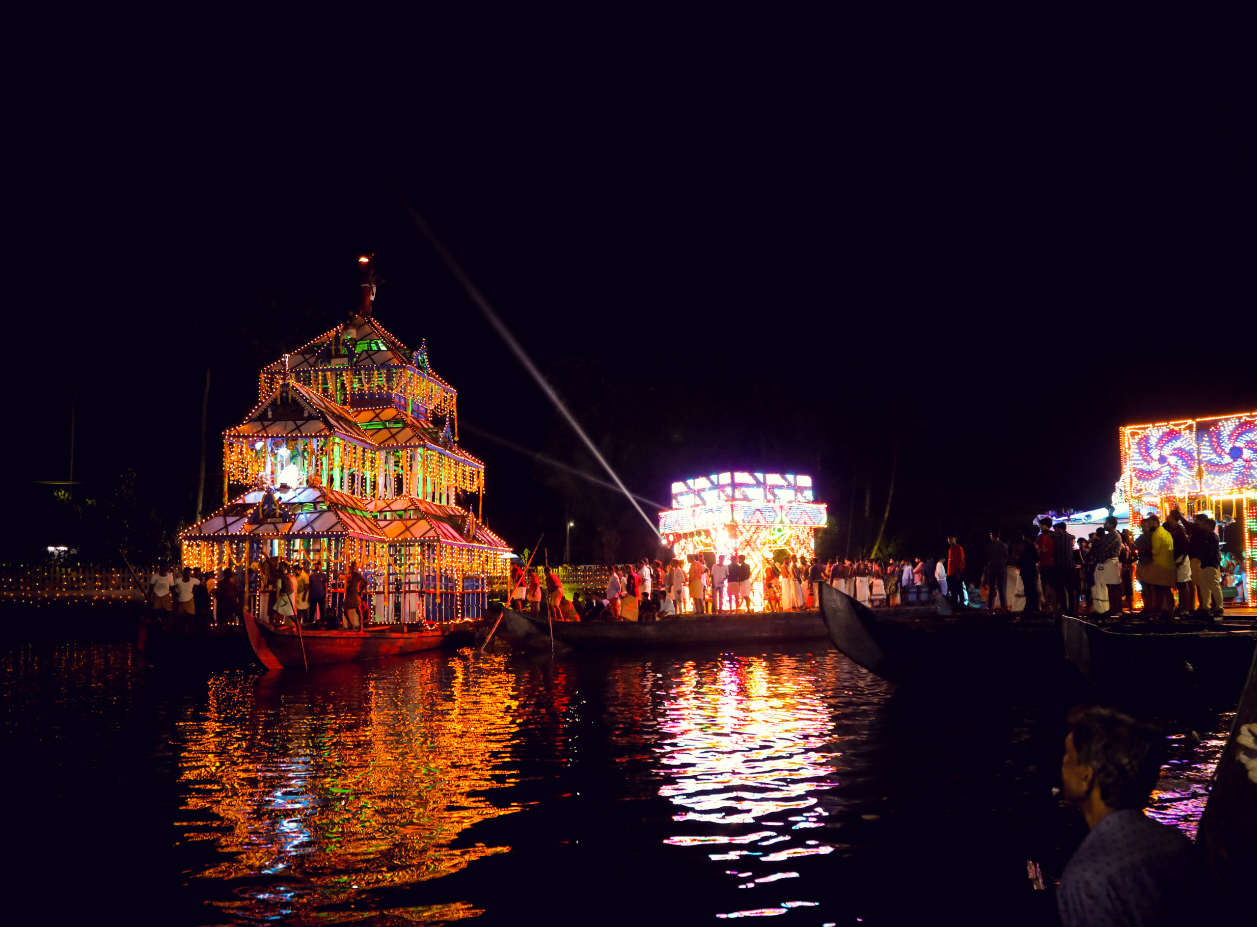 the vibrant attuvela mahotsavam at elankavu bhagavathy temple 844 scaled.jpg
